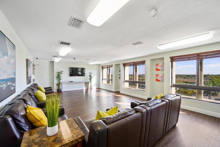 3600 Red Rd Miramar FL 33025 large 021 018 DSC 7105 1500x1000 72dpi